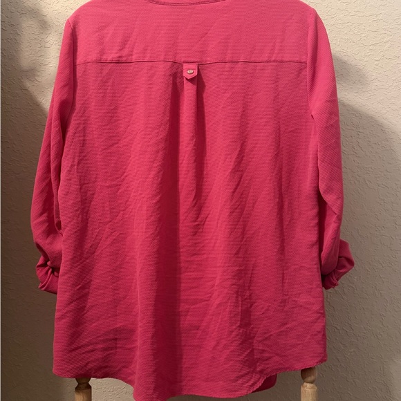 🎀5/$15🎀New Directions Vibrant Pink Blouse - Picture 4 of 4